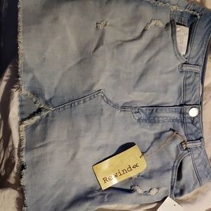 Size 5/27W denim skirt